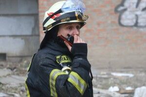 Вночі у шестиповерхівку в Харкові прилетіла російська ракета