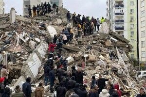 Вчора увечері в Туреччині стався новий потужний землетрус: зруйновані будівлі