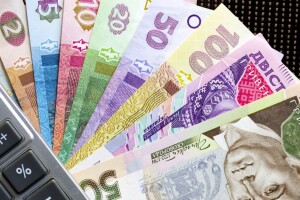 У 2023 році не будуть підвищувати мінімальну зарплату в Україні  