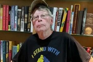 Стівен Кінг повернувся в Х та звинуватив Трампа і Маска у зраді, відзначивши їх як путінолюбами