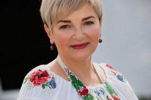 Доктор економічних наук стала військовою