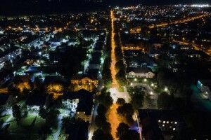 Волинське місто зняли вночі з висоти (Фото)