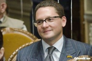 В аеропорту затримали заступника Труханова
