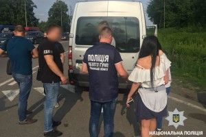 За кожну правив 300 євро: 25-річний волинянин продавав землячок у закордонне сексуальне рабство