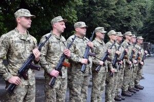 У Луцьку новобранці-прикордонники склали військову присягу