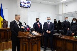 Петро Порошенко в Апеляційному суді: наш ворог – Путін, і ми його переможемо