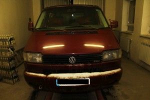 Під час перетину кордону іноземець втратив автівку вартістю в 230 тисяч гривень (Фото)