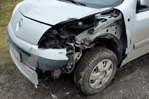На Волині автівка зіткнулася з підводою: травмувалася жінка