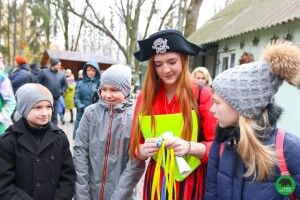 Малеча збирала ліки для одужання ВедМЕДИКА із Луцького зоопарку 