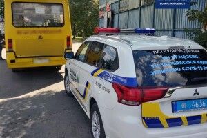 У Луцьку за порушення оштрафували 57-річного водія маршрутки