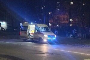 У Луцьку на вулиці медики годину запускали чоловіку серце