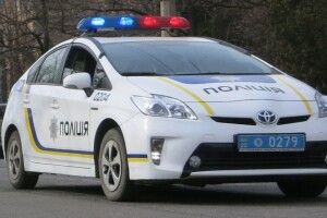 На Горохівщині «шумахер» збив стовпа і той упав на хату