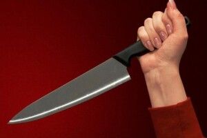 Волинянку, яка вночі зарізала чоловіка, судитимуть