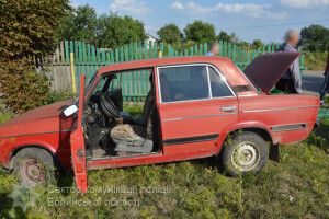 Думав, не здогадаються: волинянин у старій машині возив зброю (фото)