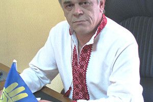 «НЕВЖЕ КОМОРОВСЬКИЙ ХОЧЕ ПРИНИЗИТИ УКРАЇНЦІВ?»*