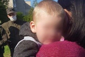 Маму 3-річного хлопчика, якого знайшли луцькі нацгвардійці, оштрафують