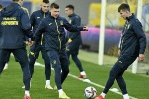 Петраков вже знає, ким замінить травмованого Миколенка у збірній України