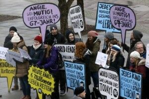Німців, які відмовляться вакцинувати дитину, штрафуватимуть на 2,5 тисячі євро