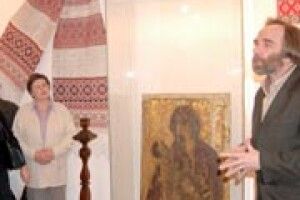 ВИСТАВКИ: ікона, якій вклоняються президенти