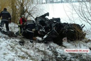 Моторошна ДТП новорічного ранку: восьмеро загиблих, серед них двоє дітей... (фото)