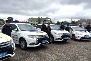 Відсьогодні у Сарнах стане безпечніше – в місті запрацювала патрульна поліція (фото)