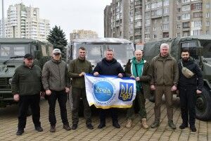 Захисникам з Волині передали три всюдиходи