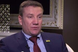 Ексмеру виписали повістку за те, що військового не впустили до бару