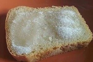 «Бабо, дайте хліба з цукром!...». Історія на вечір