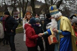Лучани запустили «Хвилю добра»