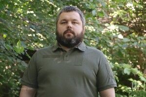 «Має працювати як швейцарський годинник»: як лучанин керує зв'язком у 100 ОМБр
