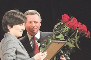 ПРОРУБАЛИ ВІКНО В ЄВРОПУ ЩЕ 10 РОКІВ ТОМУ