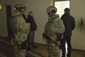 Ігор Палиця: «Обшуки у Волинській обласній раді здійснюють ті, хто кришує незаконний видобуток бурштину» (Відео)