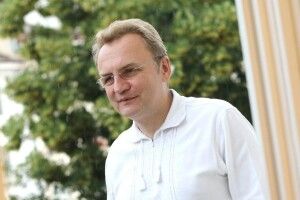 Мер Львова захворів на коронавірус і розповів, як почувається