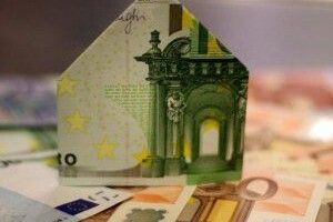Курс євро рвонув угору: що з доларом