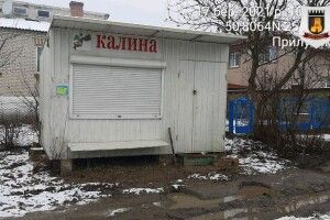 У Луцьку муніципали зноситимуть кіоски, гаражі, господарські споруди (Фото)