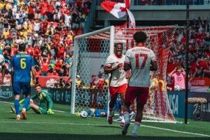Ганьба: до 89-ої хвилини Україна «горіла» Канаді – 0:4...