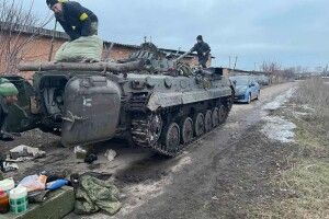 На Сумщині керівництво підприємства й тероборона голіруч захопили російську техніку 