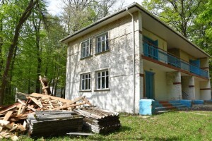 Тривають ремонтні роботи у прилуцькому дитячому таборі “Ровесник”
