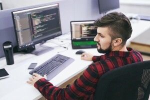 Мінцифри майже вдвічі збільшило кількість місць на безоплатні IT-курси