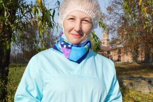 100 мазків для ПЛР-тестування на день: Неоніла Гримайло працює в мобільній бригаді у селах Горохівщини