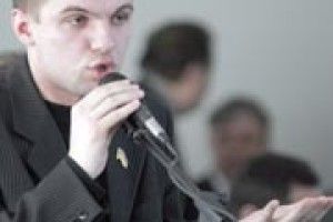 ОБЛАСНА РАДА ЗАСУДИЛА ХАРКІВСЬКІ УГОДИ