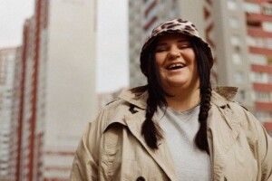 "Нещодавно вона була вихователькою у дитячому садочку, а сьогодні «качає» таку кількість людей"