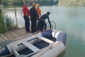 Діставали водолази: на Рівненщині втопився чоловік