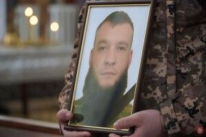 У Володимирі попрощались із загиблим Героєм Дмитром Савицьким