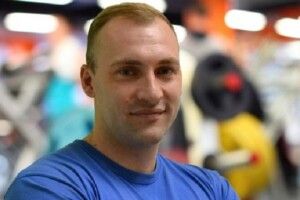 У Луцьку протягом двох днів зібрали понад 330 підписів на підтримку тренера-рекордсмена