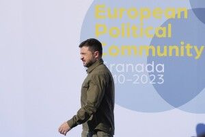 Зеленський прибув на Європейський саміт, оскільки фінансування України зростає