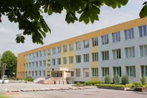 У Луцьку 59% батьків проголосували за офлайн і змішану форми навчання 