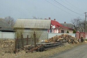 Волинянам загрожують штрафи за безлад у дворах