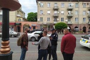 На проспекті Волі в Луцьку злапали ймовірного наркодилера