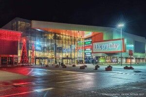 У Луцьку ТРЦ «ПортCity» працюватиме на генераторах